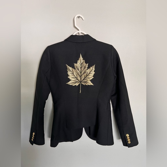 RARE Limited Edition Smythe Maple Leaf Duchess Blazer - Picture 4 of 5
